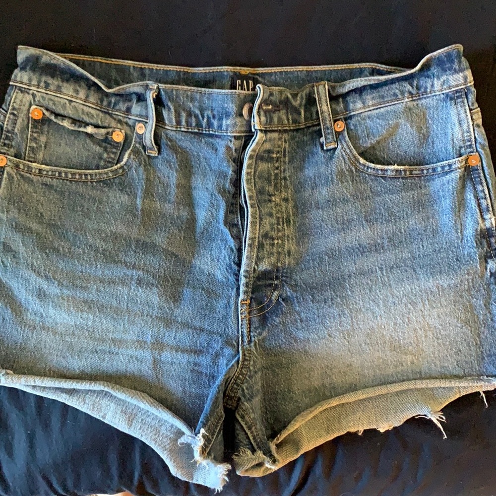 Gap denim shorts: size 12/31